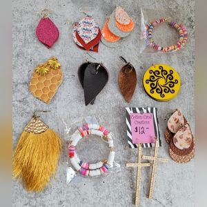 Light Weight Pierced Ear Earrings Lot